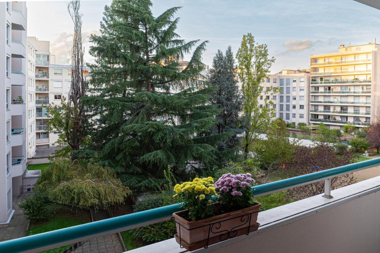 Parc Blandan - T2 Calme Lumineux Et Bien Situe. Apartman Lyon Kültér fotó